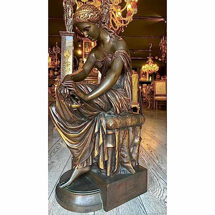 Barbedienne İmzalı Bronz Kadın Heykeli